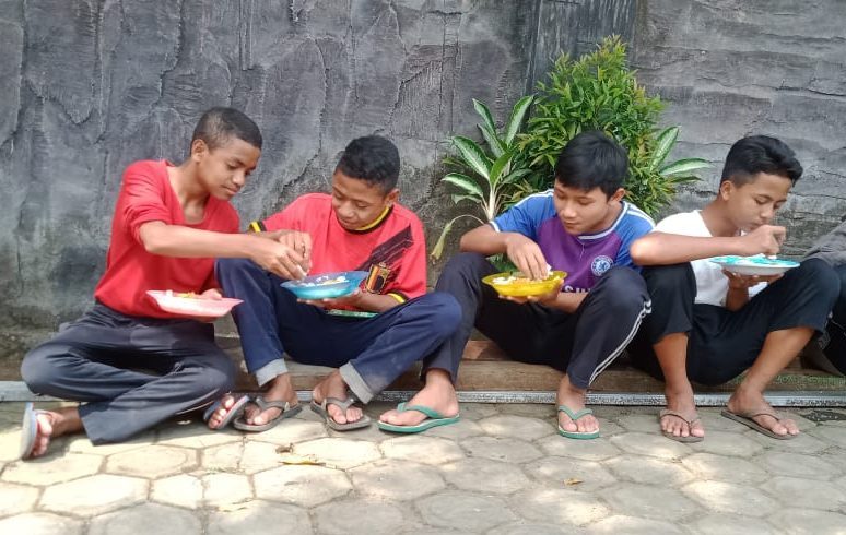 sedekah beras santri hafidz