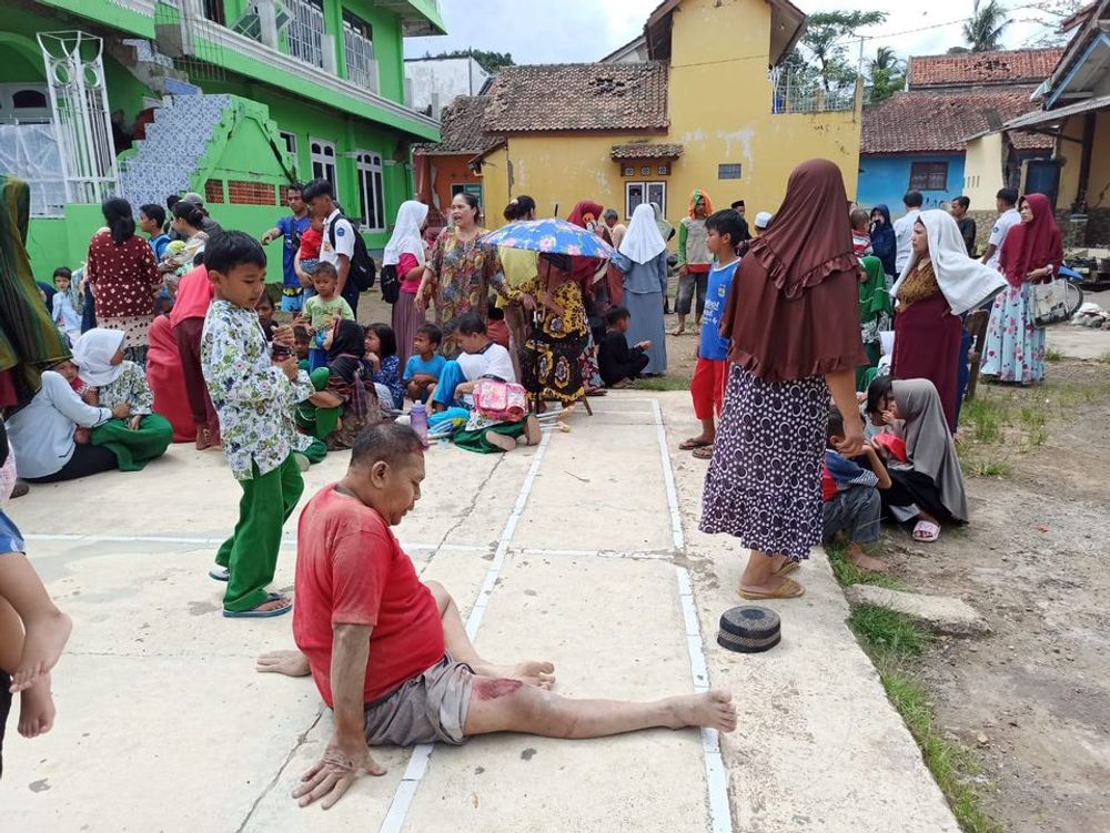 GALANG SOLIDARITAS BANTU KORBAN GEMPA CIANJUR